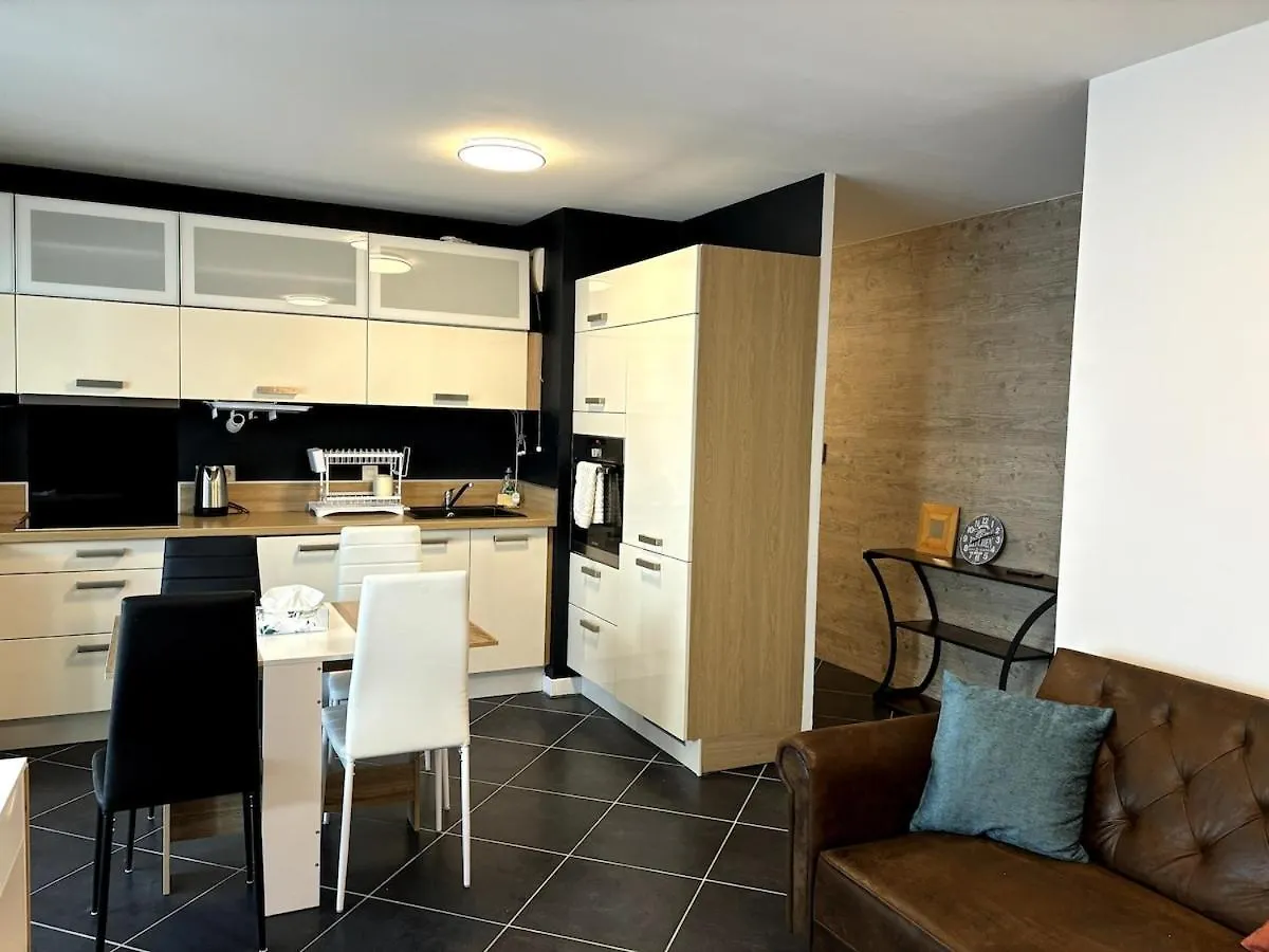 Le Moderne I Spacieux - 6 P - Hyper Centre Annemasse Apartman